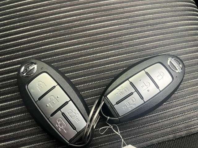 セレナ ２．０　ハイウェイスター　Ｖ　アラウンドビュ－　アルミ　衝突被害軽減　ＬＤＰ　エアバッグ　両側オートスライドドア　ＬＥＤライト　インテリジェントキー　サイドカメラ　メモリーナビ　アダプティブクルーズコントロール　ナビＴＶ　ドラレコ（20枚目）