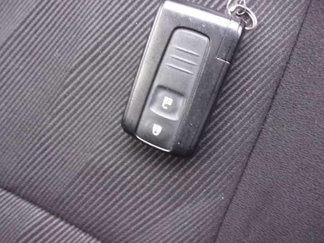 ラッシュ 1.5 X 4WD 切替4WD キーレスキー デュアルエアバッグ ワンセグ ETC車載器 パワーウィンドウ パワーステアリング メモリーナビ(10枚目)