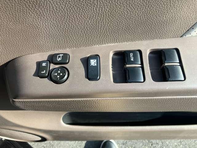 モコ 660 ドルチェ G メモリーナビ アイドリングSTOP パワーステアリング ABS エアコン スマートキー パワーウィンドウ ナビTV アルミホイール キーレスエントリー セキュリティー 助手席エアバック(11枚目)