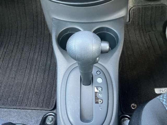 ノート 1.2 X ETC搭載 スマトキー セキュリティーアラーム キーレス 運転席助手席エアバッグ ナビTV ワンセグ バックカメラ エアコン パワーウィンドウ パワーステアリング ABS メモリーナビ A-STOP(12枚目)