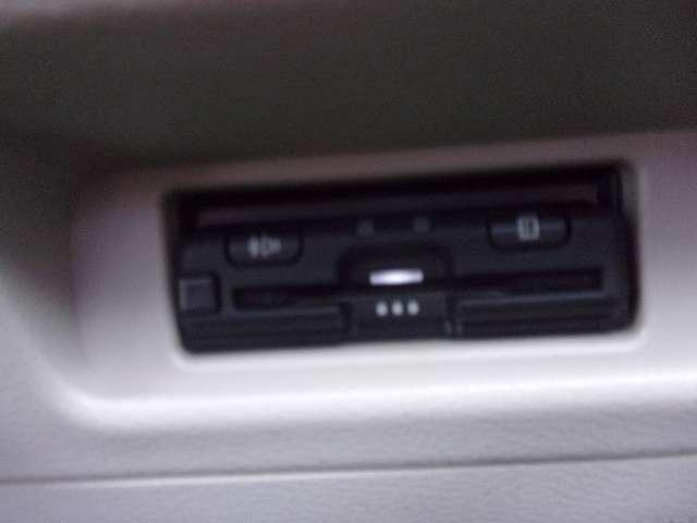 ルークス ６６０　Ｘ　アラモニ　前後衝突軽減ブレーキ　車線逸脱防止　ＥＴＣ　キーフリー　ドライブレコーダー　ｉ－ｓｔｏｐ　フルオートエアコン　パワーウインドウ　バックカメラ　盗難防止　カーテンエアバッグ　Ｗエアバック（9枚目）