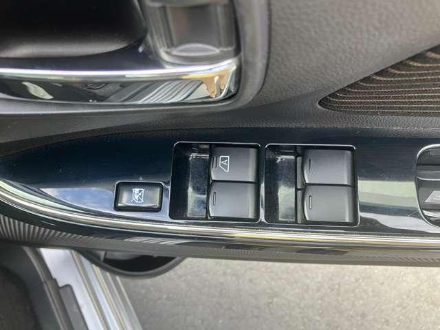 デイズ ６６０　ハイウェイスターＸ　ナビＴＶ付　全席ＰＷ　ＩＳＴＯＰ　ダブルエアバッグ　ＰＳ　スマキー　Ｂカメラ　ＡＡＣ　盗難防止システム　ＥＴＣ　アルミホイール　キーフリーシステム　ＡＢＳ　１セグＴＶ　メモリーナビ　エアバック（17枚目）