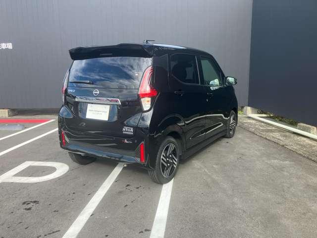 デイズ ６６０　ハイウェイスターＸ　ブレーキサポート　禁煙　全周囲カメラ　ドライブレコーダー　イモビライザー　インテリジェントキー　レーンキープ　バックカメラ　ナビＴＶ　アイドリングストップ　オートエアコン　デュアルエアバッグ　キーレス（3枚目）