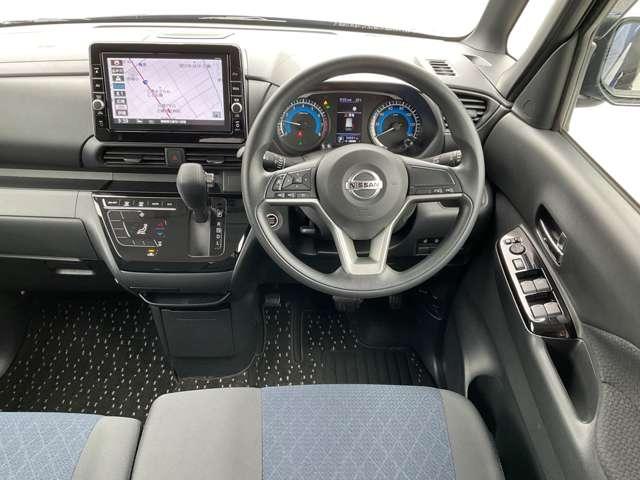 ルークス ６６０　ハイウェイスターＸ　両側電動スライド・アラウンドビューモニタ　アイスト　衝突被害軽減ブレ－キ　マルチビューカメラ　車線逸脱警報装置　ＬＥＤ　スマートキー　パワーウィンドウ　カーテンエアバック　ドライブレコーダー　ナビＴＶ　バックカメラ　パワステ　オートエアコン（4枚目）