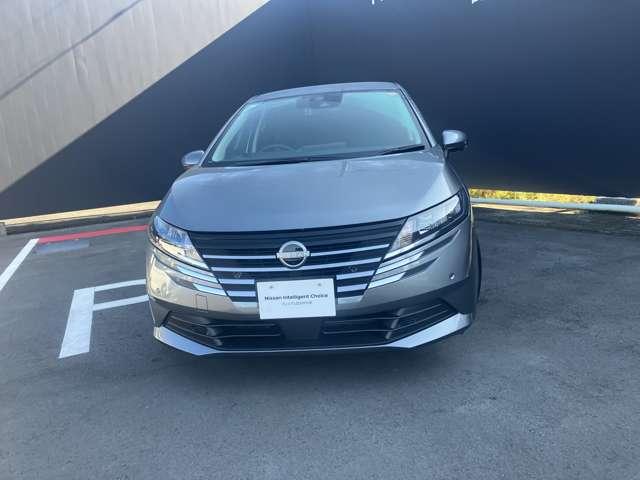 ノート 1.2 X NissannConnectナビ・AVM・ドラレコ リアカメラ 衝突被害軽減ブレ-キ 全方位カメラ LEDヘッドライト レーンアシスト インテリジェントキー ドラレコ アイドリングストップ 盗難防止システム ワンセグTV TVナビ サイドカメラ ABS(17枚目)