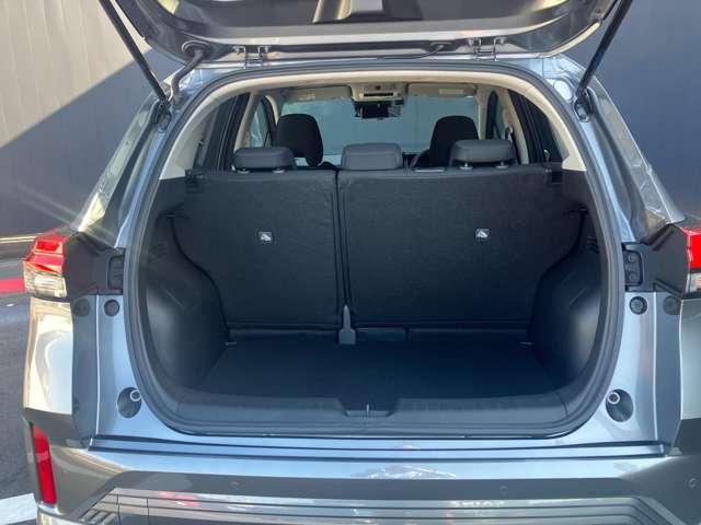 ノート 1.2 X NissannConnectナビ・AVM・ドラレコ リアカメラ 衝突被害軽減ブレ-キ 全方位カメラ LEDヘッドライト レーンアシスト インテリジェントキー ドラレコ アイドリングストップ 盗難防止システム ワンセグTV TVナビ サイドカメラ ABS(19枚目)