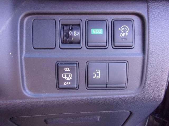 セレナ 2.0 ハイウェイスター エマージェンシーブレーキ スマートキー&プッシュスタート メモリーナビゲーション 1オーナー LED キーレス ナビTV ETC車載器 ダブルエアバック ワンセグテレビ アルミホイル ABS ドライブレコーダー エアバック(15枚目)