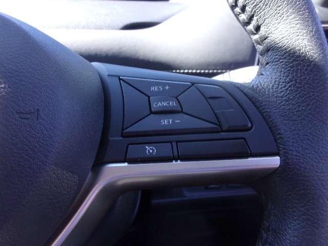 セレナ 2.0 ハイウェイスター エマージェンシーブレーキ スマートキー&プッシュスタート メモリーナビゲーション 1オーナー LED キーレス ナビTV ETC車載器 ダブルエアバック ワンセグテレビ アルミホイル ABS ドライブレコーダー エアバック(17枚目)