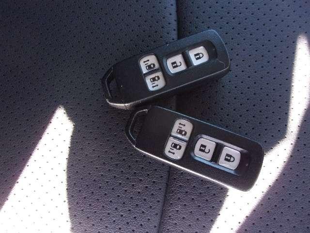 Ｎ－ＢＯＸカスタム ６６０　カスタムＧ　ターボ　Ｌパッケージ　ＡＵＴＯエアコン　ナビＴＶ　Ｂカメ　盗難警報装置　ＰＳ　ＰＷ　ＥＣＯモード　運転席エアバッグ　メモリーナビ　ドライブレコーダー　オートクルーズ　キーレスエントリー　１セグＴＶ　Ｗエアバック　アルミ（18枚目）