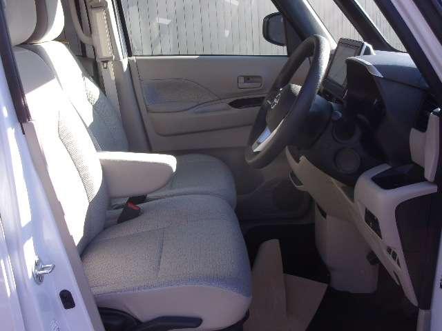 ルークス ６６０　Ｘ　エマージェンシーブレーキ　アラモニ　前後衝突軽減ブレーキ　車線逸脱防止　スマートキー　キーフリー　ドライブレコーダー　ｉ－ｓｔｏｐ　フルオートエアコン　パワーウインドウ　ＬＥＤ　バックカメラ　盗難防止　カーテンエアバッグ（11枚目）