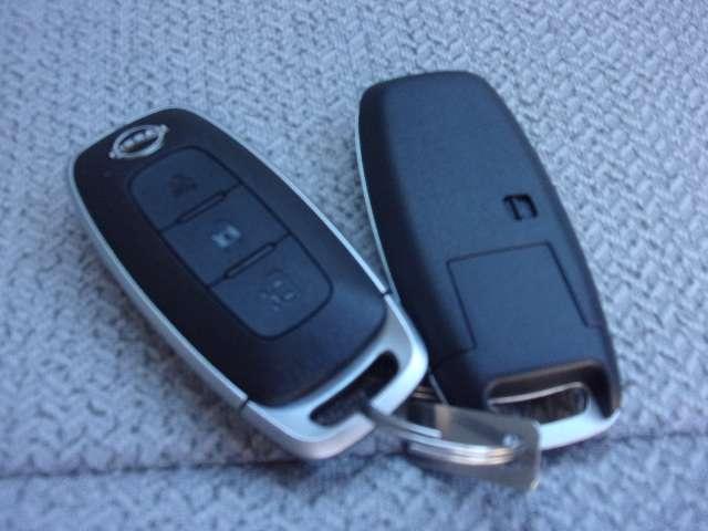 ルークス ６６０　Ｘ　エマージェンシーブレーキ　アラモニ　前後衝突軽減ブレーキ　車線逸脱防止　スマートキー　キーフリー　ドライブレコーダー　ｉ－ｓｔｏｐ　フルオートエアコン　パワーウインドウ　ＬＥＤ　バックカメラ　盗難防止　カーテンエアバッグ（13枚目）