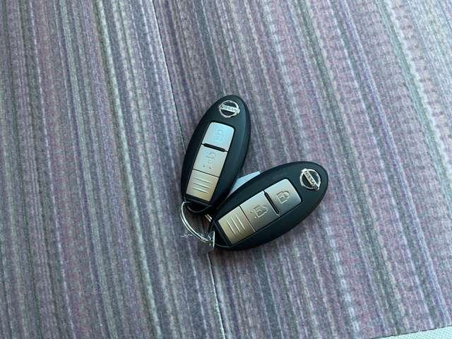 マーチ １．２　ボレロ　日産純正メモリーナビゲーション付き　ダブルエアバック　ナビＴＶ　アイドリングＳ　パワーステアリング　パワーウィンドウ　メモリーナビ　アルミ付き　ドライブレコーダー　イモビライザー　キーレス　スマートキー　ＥＴＣ　バックモニター　ＡＢＳ（17枚目）