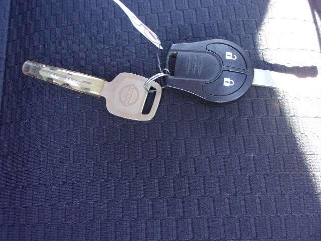 マーチ １．２　１２Ｓ　Ｗエアバック　ワンセグＴＶ　ＰＳ　ＰＷ　メモリーナビ　キーレスキー　マニュアルエアコン　ＥＴＣ　ＡＢＳ　寒冷地仕様（14枚目）