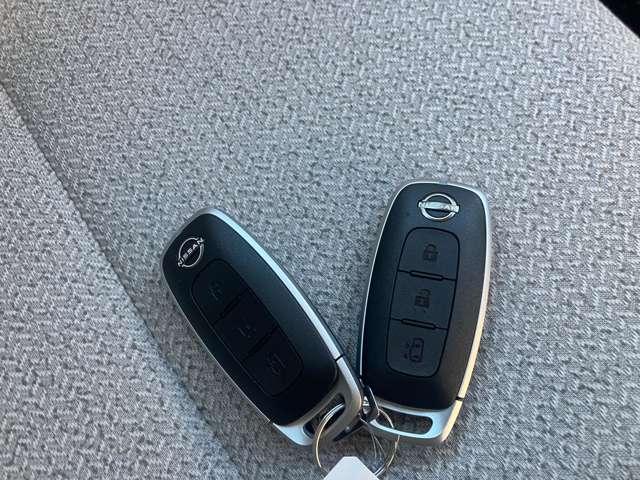 ルークス ６６０　Ｘ　雹害車　アラモニ　前後衝突軽減ブレーキ　車線逸脱防止　スマートキー　キーフリー　ドライブレコーダー　ｉ－ｓｔｏｐ　フルオートエアコン　パワーウインドウ　ＬＥＤ　バックカメラ　盗難防止　カーテンエアバッグ（16枚目）