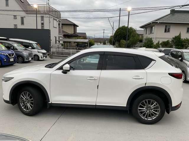 ＣＸ－５ ２．２　ＸＤ　Ｌパッケージ　ディーゼルターボ　ＢＯＳＥサラウンドシステム・オートバックドア　ＬＫＡ　オートクルーズ　エアコン　リアカメラ　キーフリー　アイストップ　アドバンスキー　アルミホイール　ＡＢＳ　サイドカメラ　パワーステアリング　盗難防止システム　ドラレコ　ＥＴＣ　メモリナビ　ナビ（18枚目）