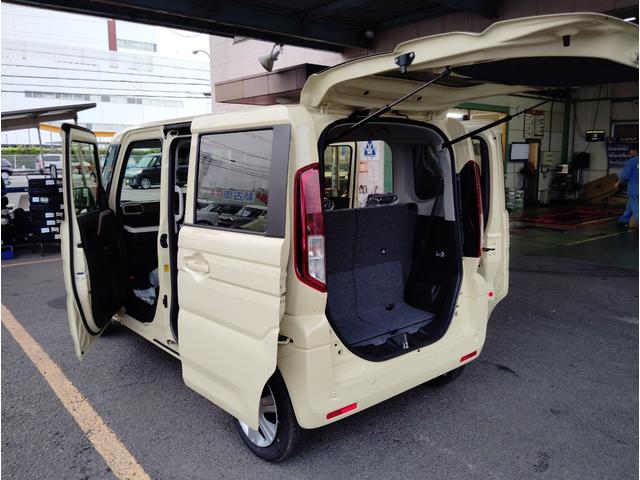 スペーシア ハイブリッドＸ　ナビ　フルセグＴＶ　ＤＶＤ　ＬＥＤヘッドライト　　オートライト　パーキングセンサー　プッシュスタート　フルオートエアコン　電動格納ドアミラー　足踏み式ブレーキ　両側電動スライドドア　シートヒーター（21枚目）