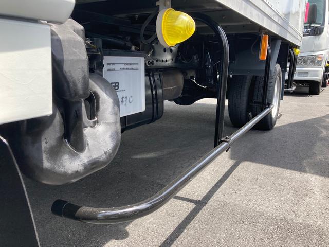 パネルバン 1.35t はね上げゲート 階段付き 2000ccガソリン車 バックカメラ ラッシングレール 電動格納ミラー(6枚目)