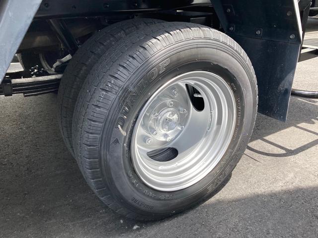パネルバン 1.35t はね上げゲート 階段付き 2000ccガソリン車 バックカメラ ラッシングレール 電動格納ミラー(8枚目)