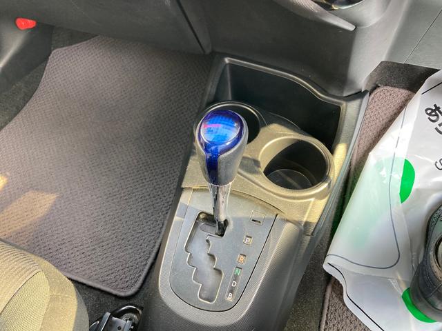 S ナビ ETC バックカメラ キーレス ハイブリッド車 1500cc ABS 車検整備付き 修復歴無し(6枚目)