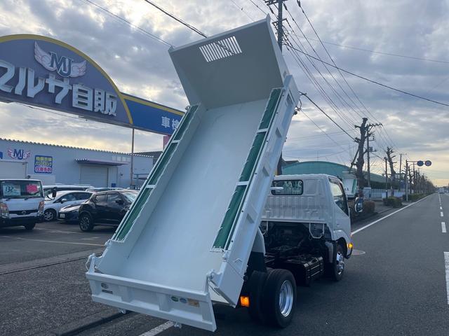 日野 デュトロ