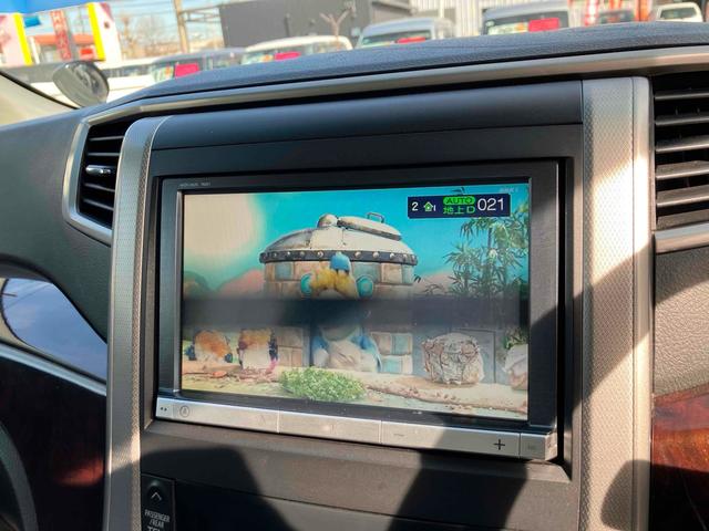 ヴェルファイア ２．４Ｚ　ＥＴＣ　バックカメラ　ナビ　ＴＶ　クリアランスソナー　オートクルーズコントロール　両側スライド・片側電動　７人乗り　ＨＩＤ　Ｗサンルーフ　スマートキー　電動ミラー　３列シート　オットマン　ＣＶＴ（5枚目）