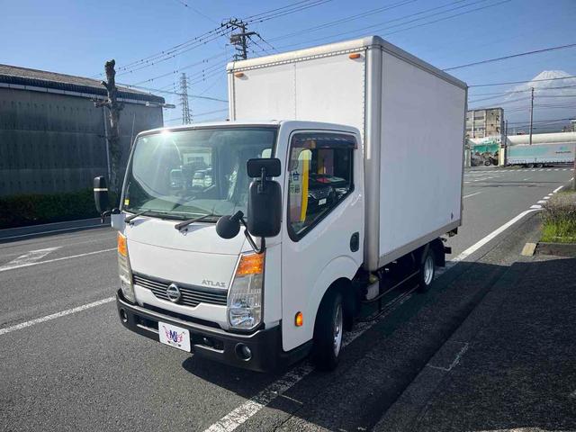 アトラストラック 　１．３ｔ　パネルバン　トラック　ＡＴ　バックカメラ　キーレス　　　電動格納ミラー　ディーゼルターボ　エアコン　パワーウィンドウ　運転席エアバッグ　荷台内寸　長さ３１３ｃｍ　幅１６３ｃｍ　高さ１９４ｃｍ（2枚目）