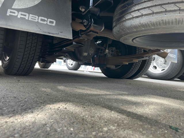 アトラストラック 　１．３５ｔパネルバン　はね上げゲート　階段付き　ＡＴ　後輪ダブル　バックカメラ　キーレスエントリー　電動格納ミラー　ターボ　エアコン　エアバッグ　荷台内寸　長さ３０７ｃｍ　幅１６４ｃｍ　高さ１９８ｃｍ（32枚目）