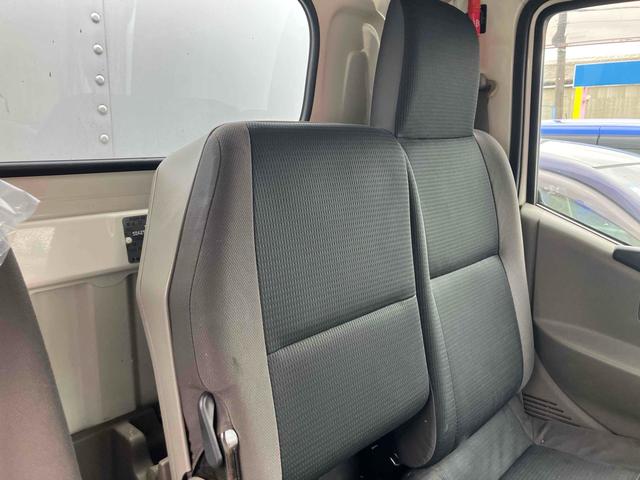 アトラストラック 　１．１５ｔパネルバン　セミロング　ガソリン車　観音　ＡＴ　後輪ダブル　バックカメラ　キーレス　アルミバン　エアコン　パワーウィンドウ　エアバッグ　荷台内寸　長さ３４２ｃｍ　幅１６５ｃｍ　高さ２１２ｃｍ（8枚目）