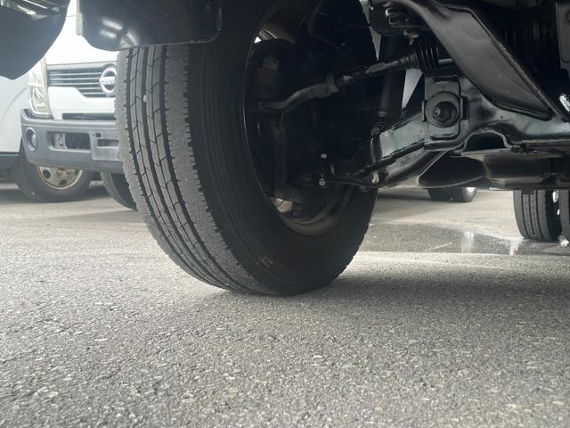 アトラストラック 　１．４ｔパネルバン　ガソリン車　リアシャッター　ＡＴ　後輪ダブル　ＥＴＣ　バックカメラ　キーレスエントリー　エアコン　荷台内寸　長さ３０１ｃｍ　幅１６６ｃｍ　高さ１９８ｃｍ　アルミバン（47枚目）