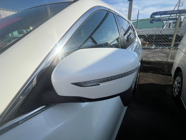 エクストレイル ２０Ｘ　ナビ　ＴＶ　オートライト　アルミホイール　スマートキー　アイドリングストップ　シートヒーター　ＣＶＴ　盗難防止システム　衝突安全ボディ　ＣＤ　ＵＳＢ　ミュージックプレイヤー接続可　ＡＢＳ　ＥＳＣ（38枚目）