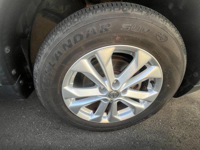 エクストレイル ２０Ｘ　ナビ　ＴＶ　オートライト　アルミホイール　スマートキー　アイドリングストップ　シートヒーター　ＣＶＴ　盗難防止システム　衝突安全ボディ　ＣＤ　ＵＳＢ　ミュージックプレイヤー接続可　ＡＢＳ　ＥＳＣ（45枚目）