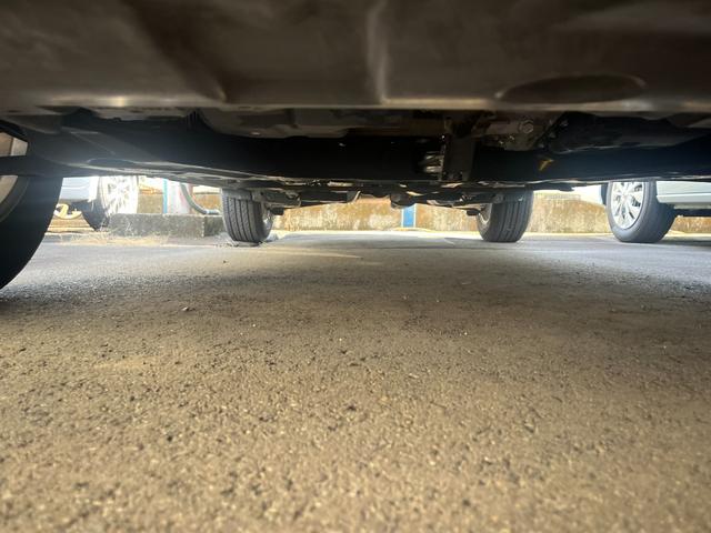 エクストレイル ２０Ｘ　ナビ　ＴＶ　オートライト　アルミホイール　スマートキー　アイドリングストップ　シートヒーター　ＣＶＴ　盗難防止システム　衝突安全ボディ　ＣＤ　ＵＳＢ　ミュージックプレイヤー接続可　ＡＢＳ　ＥＳＣ（47枚目）