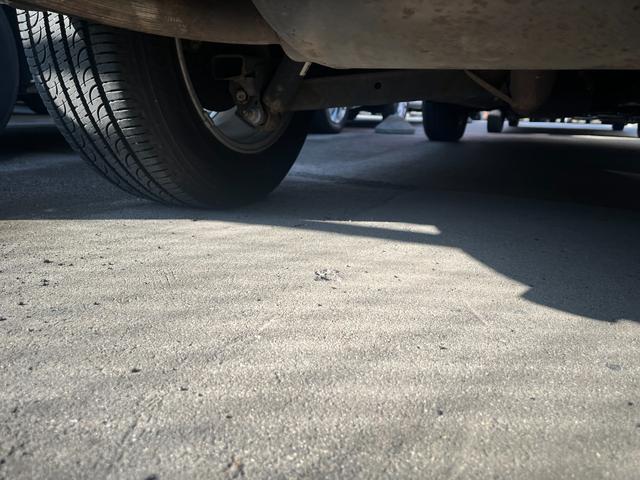 エクストレイル ２０Ｘ　ナビ　ＴＶ　オートライト　アルミホイール　スマートキー　アイドリングストップ　シートヒーター　ＣＶＴ　盗難防止システム　衝突安全ボディ　ＣＤ　ＵＳＢ　ミュージックプレイヤー接続可　ＡＢＳ　ＥＳＣ（49枚目）