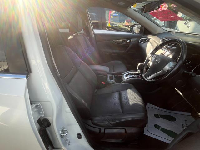 エクストレイル ２０Ｘ　ナビ　ＴＶ　オートライト　アルミホイール　スマートキー　アイドリングストップ　シートヒーター　ＣＶＴ　盗難防止システム　衝突安全ボディ　ＣＤ　ＵＳＢ　ミュージックプレイヤー接続可　ＡＢＳ　ＥＳＣ（55枚目）