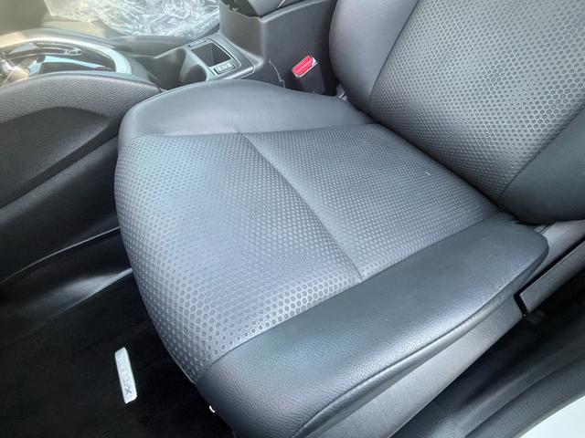 エクストレイル ２０Ｘ　ナビ　ＴＶ　オートライト　アルミホイール　スマートキー　アイドリングストップ　シートヒーター　ＣＶＴ　盗難防止システム　衝突安全ボディ　ＣＤ　ＵＳＢ　ミュージックプレイヤー接続可　ＡＢＳ　ＥＳＣ（58枚目）