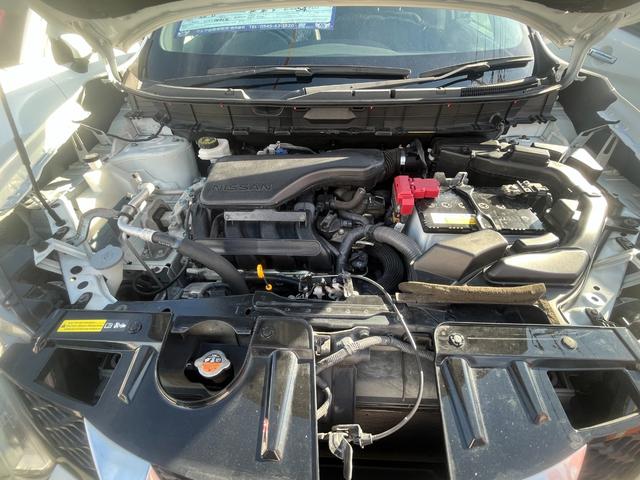 エクストレイル ２０Ｘ　ナビ　ＴＶ　オートライト　アルミホイール　スマートキー　アイドリングストップ　シートヒーター　ＣＶＴ　盗難防止システム　衝突安全ボディ　ＣＤ　ＵＳＢ　ミュージックプレイヤー接続可　ＡＢＳ　ＥＳＣ（62枚目）