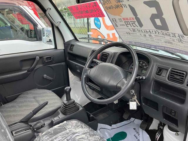 キャリイトラック ＫＣ　４ＷＤ　軽トラック　ＭＴ　エアコン　外装板金塗装仕上げ済み　４ナンバー（8枚目）