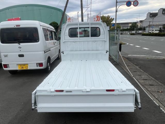 キャリイトラック ＫＣ　４ＷＤ　軽トラック　ＭＴ　エアコン　外装板金塗装仕上げ済み　４ナンバー（30枚目）