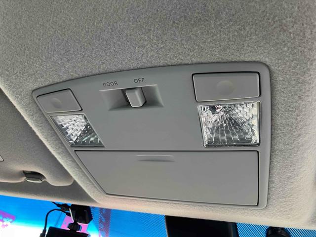 ＭＰＶ ２３Ｓ　後期　ユーティリティパッケージ　ドライブレコーダー　ＥＴＣ　バックカメラ　ナビ　ＴＶ　両側電動スライドドア　オートライト　ＨＩＤ　電動格納ミラー　３列シート　ＡＴ　アルミホイール　Ｂｌｕｅｔｏｏｔｈ（17枚目）