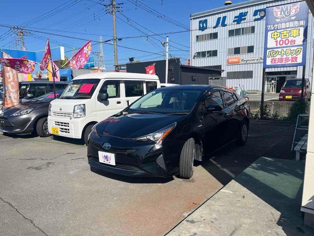 プリウス Ｓ　ＥＴＣ　レーンアシスト　オートクルーズコントロール　ナビ　アルミホイール　オートマチックハイビーム　オートライト　ＬＥＤヘッドランプ　ＣＶＴ　スマートキー　電動格納ミラー　盗難防止システム　ＣＤ（2枚目）