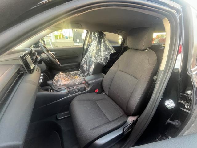 ヴェゼル ｅ：ＨＥＶ　Ｘ　Ｂｌｕｅｔｏｏｔｈ　フルセグＥＴＣ　バックカメラ　クリアランスソナー　オートクルーズコントロール　衝突被害軽減システム　ナビ　ＬＥＤヘッドランプ　アルミホイール　スマートキー　ＣＶＴ　盗難防止システム（19枚目）