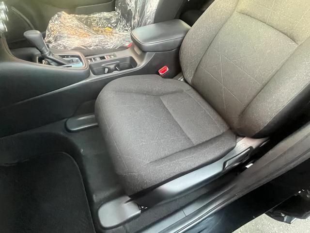 ヴェゼル ｅ：ＨＥＶ　Ｘ　Ｂｌｕｅｔｏｏｔｈ　フルセグＥＴＣ　バックカメラ　クリアランスソナー　オートクルーズコントロール　衝突被害軽減システム　ナビ　ＬＥＤヘッドランプ　アルミホイール　スマートキー　ＣＶＴ　盗難防止システム（21枚目）