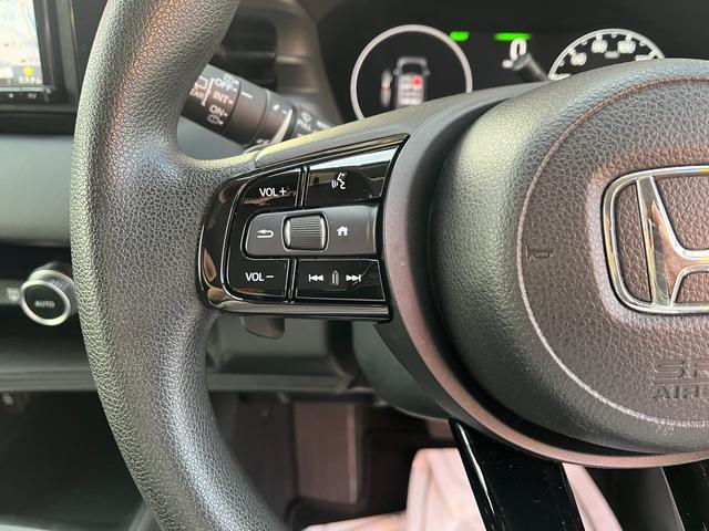 ヴェゼル ｅ：ＨＥＶ　Ｘ　Ｂｌｕｅｔｏｏｔｈ　フルセグＥＴＣ　バックカメラ　クリアランスソナー　オートクルーズコントロール　衝突被害軽減システム　ナビ　ＬＥＤヘッドランプ　アルミホイール　スマートキー　ＣＶＴ　盗難防止システム（31枚目）