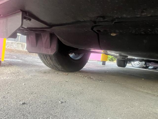 ヴェゼル ｅ：ＨＥＶ　Ｘ　Ｂｌｕｅｔｏｏｔｈ　フルセグＥＴＣ　バックカメラ　クリアランスソナー　オートクルーズコントロール　衝突被害軽減システム　ナビ　ＬＥＤヘッドランプ　アルミホイール　スマートキー　ＣＶＴ　盗難防止システム（42枚目）