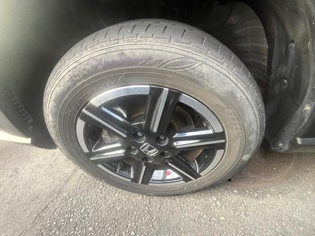 ヴェゼル ｅ：ＨＥＶ　Ｘ　Ｂｌｕｅｔｏｏｔｈ　フルセグＥＴＣ　バックカメラ　クリアランスソナー　オートクルーズコントロール　衝突被害軽減システム　ナビ　ＬＥＤヘッドランプ　アルミホイール　スマートキー　ＣＶＴ　盗難防止システム（51枚目）