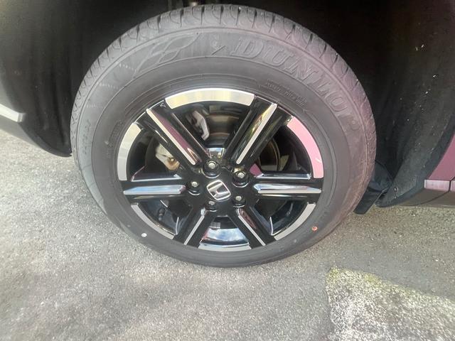 ヴェゼル ｅ：ＨＥＶ　Ｘ　Ｂｌｕｅｔｏｏｔｈ　フルセグＥＴＣ　バックカメラ　クリアランスソナー　オートクルーズコントロール　衝突被害軽減システム　ナビ　ＬＥＤヘッドランプ　アルミホイール　スマートキー　ＣＶＴ　盗難防止システム（54枚目）