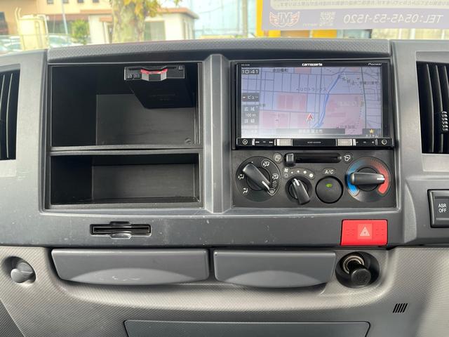 エルフトラック 　２ｔ　低床トラック　ＥＴＣ　ナビ　キーレスエントリー　ディーゼルターボ　長さ３１１ｃｍ　幅１６２ｃｍ　外装板金ペイント（26枚目）