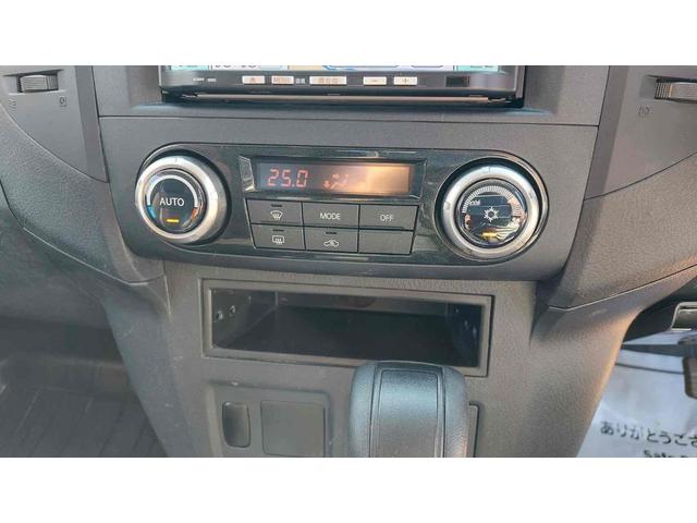 パジェロ ロング　ＧＲ　４ＷＤ　ドライブレコーダー　ＥＴＣ　バックカメラ　ナビ　ＴＶ　アルミホイール　キーレスエントリー　電動格納ミラー　ＡＴ　盗難防止システム　衝突安全ボディ　ＣＤ　ＵＳＢ　ＡＢＳ　ＥＳＣ　エアコン（6枚目）