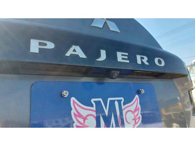 パジェロ ロング　ＧＲ　４ＷＤ　ドライブレコーダー　ＥＴＣ　バックカメラ　ナビ　ＴＶ　アルミホイール　キーレスエントリー　電動格納ミラー　ＡＴ　盗難防止システム　衝突安全ボディ　ＣＤ　ＵＳＢ　ＡＢＳ　ＥＳＣ　エアコン（22枚目）