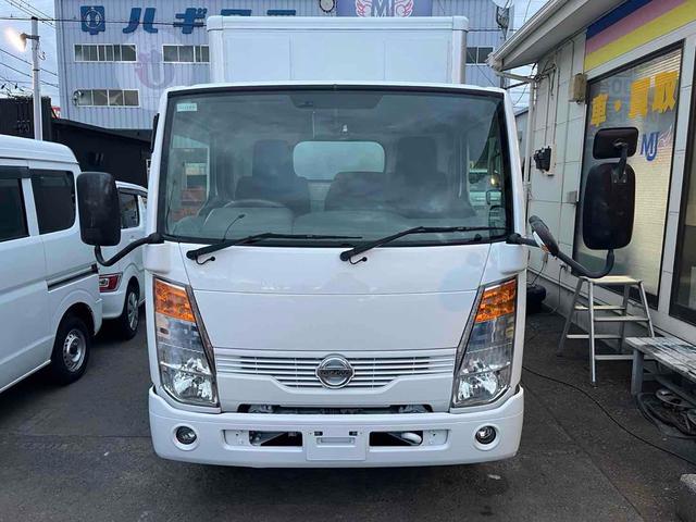 アトラストラック 　１．３５ｔ　はね上げゲート　階段付き　外装仕上げ済み　ＡＴ　後輪ダブル　バックカメラ　電動格納ミラー　エアコン　パワーウィンドウ　運転席エアバッグ　長さ３０７ｃｍ　幅１６４ｃｍ　高さ１８６ｃｍ（12枚目）